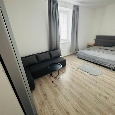 Apartment Riviera Centrum, Private Parking And Smart Check In Banská Bystrica Exterior foto